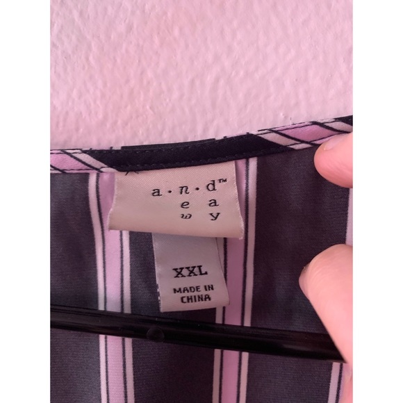 Wrap Dress - Picture 3 of 9